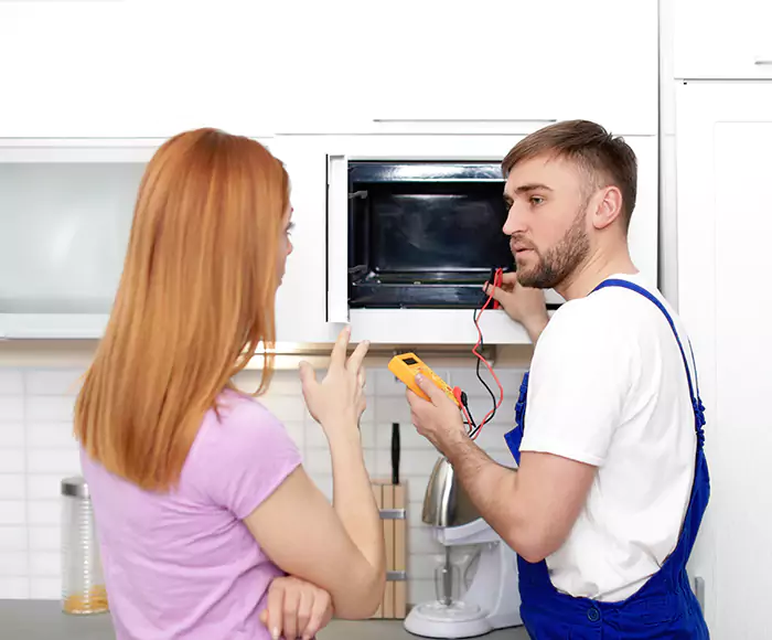 Skilled Microwave Service: Your Certified Microwave Purchase and Installation in Huntersville, NC