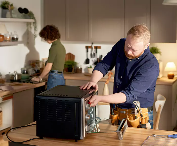 Top-Rated Oven Specialists: Your Certified Oven Repair Technician Crew in Huntersville, NC