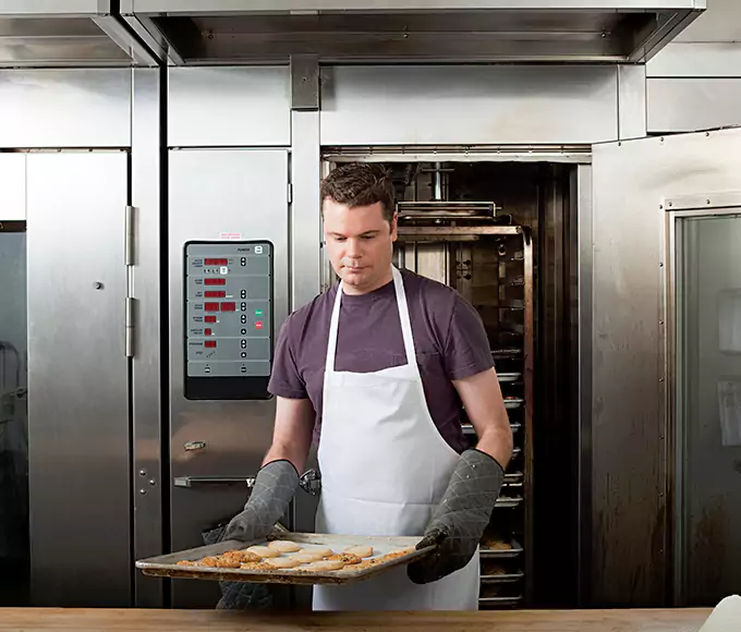 Why Huntersville, NC Kitchens Trust Appliance Repair Huntersville for Commercial Oven Repair?
